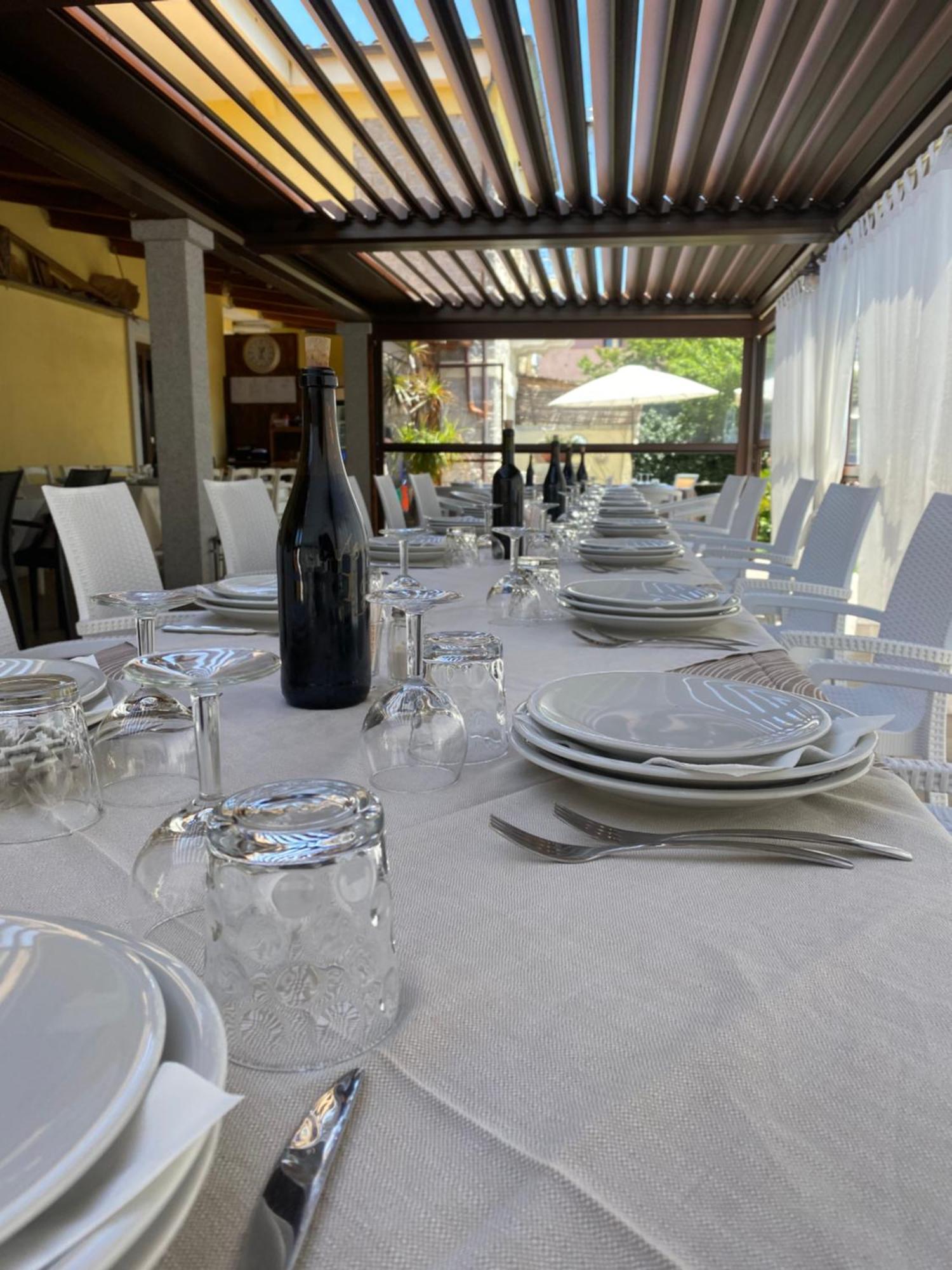 I Graniti Villa Monti Luaran gambar