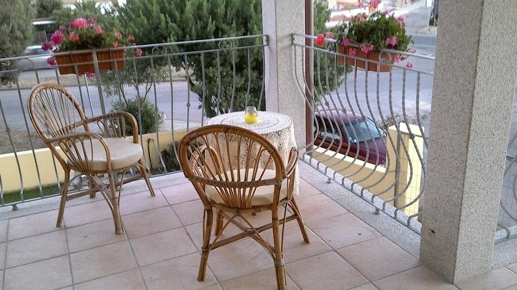 I Graniti Villa Monti Luaran gambar